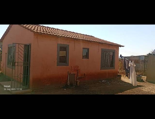 2 BEDROOM HOUSE FOR SALE IN SOSHANGUVE SOUTH